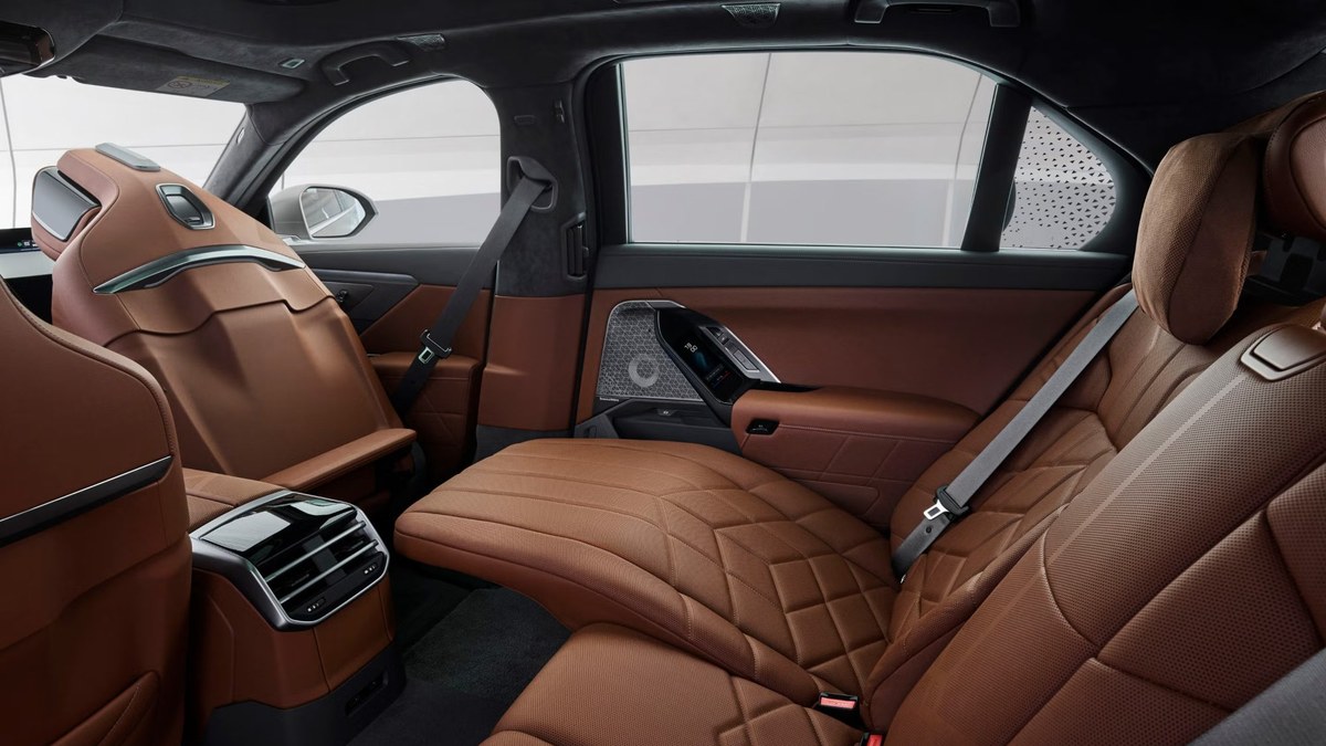 BMW 7 Series — 2